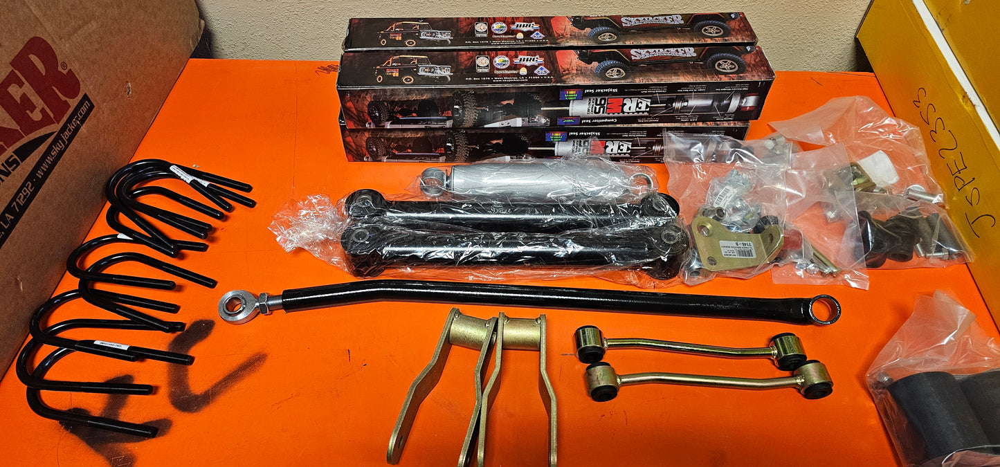 Skyjacker - 84-01 Jeep Cherokee XJ 4.5in Suspension Lift Component Box W/ M95 Monotube Shocks. - JC4058SM